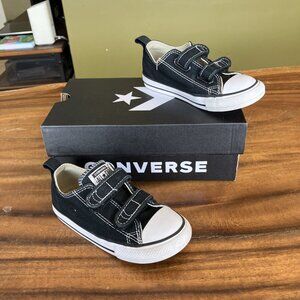 Converse All Star Shoes Chuck Taylor Infants US Size 9 W/Box